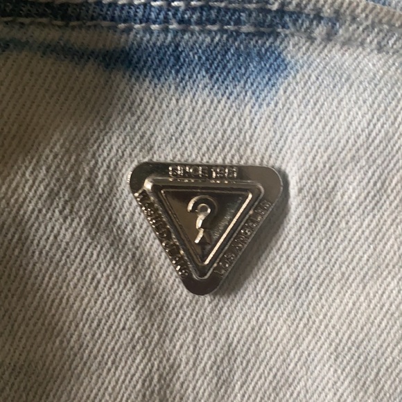 Guess Denim Shorts 🩳 - Picture 3 of 7